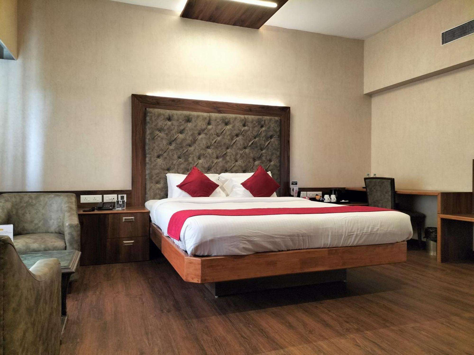 Zip By Spree Hotels Surabi International Vellore Eksteriør billede