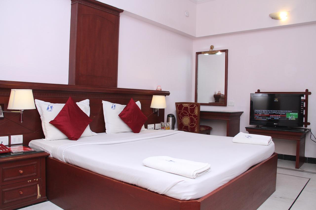 Zip By Spree Hotels Surabi International Vellore Eksteriør billede